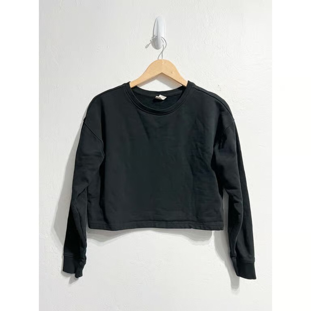 Women's Black Cropped Crewneck Sweatshirt